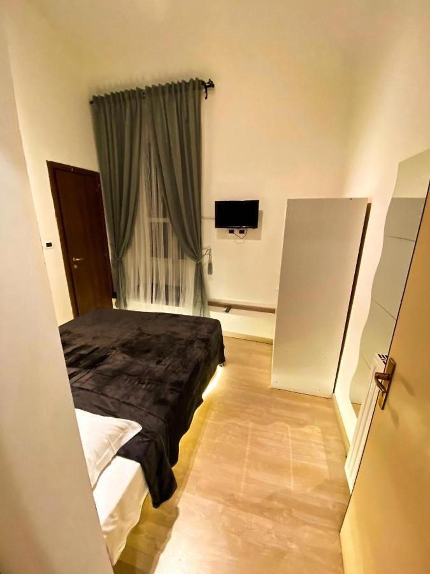 Cialdini 13 Roma Hotel Exterior photo